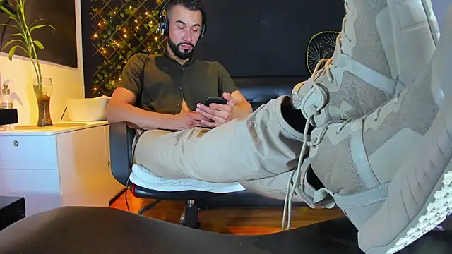 alessandro_wye's Webcam Show