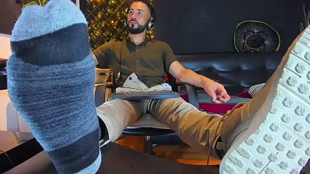 Pokazy przed kamerką – alessandro_wye