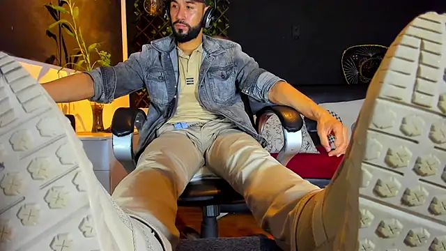 โชว์เว็บแคมของ alessandro_wye