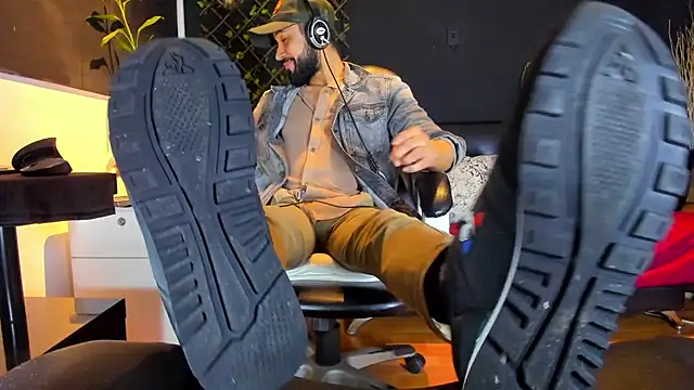 alessandro_wye's Webcam Show