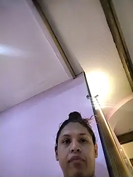 Webkamerová show kimCosseyy