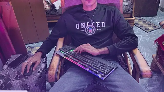 Webkamerová show zihan777