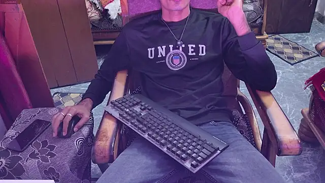Webkamerová show zihan777
