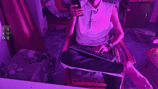 Show modela zihan777 na web-kameri