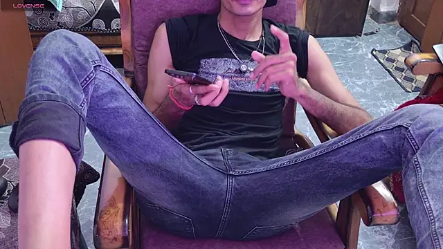 Show modela zihan777 na web-kameri