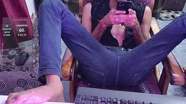 הופעת וובקאם של zihan777