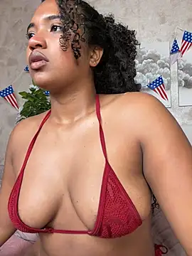 Show de MilaTeenX na webcam