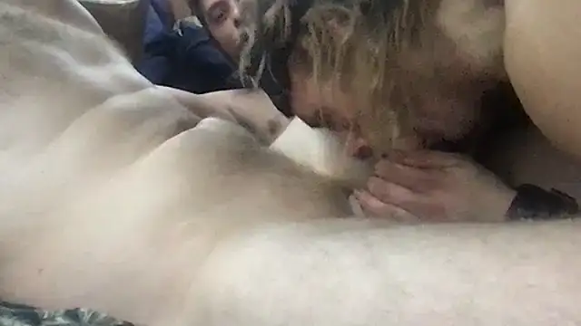 Show modela KaliTs na web-kameri
