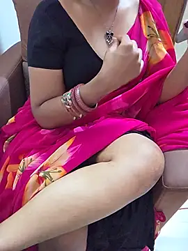 Roja-Telugu777's Live XXX Chat