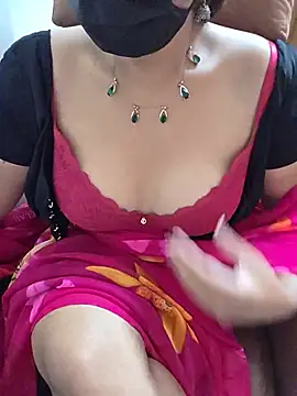 Roja-Telugu777 Live XXX-Chat