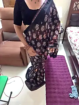 Roja-Telugu777 Chat XXX in diretta