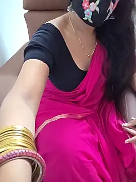 Roja-Telugu777 Adlı Modelin Canlı XXX Sohbeti