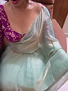 Živý XXX chat Roja-Telugu777