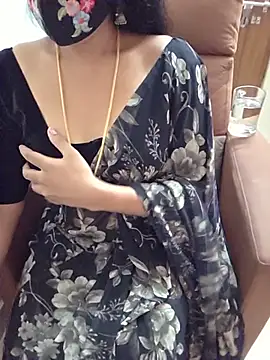Živý XXX chat Roja-Telugu777