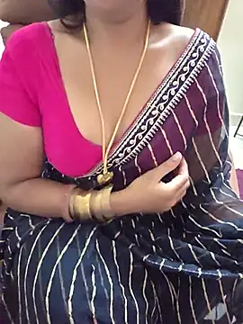 Show modela Roja-Telugu777 na web-kameri