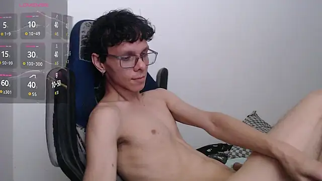 Вебкам-шоу bryamado69