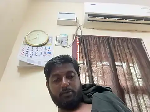 Jon410 Show in webcam