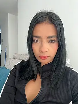 Laura_fernandezII Ruang Obrolan Langsung