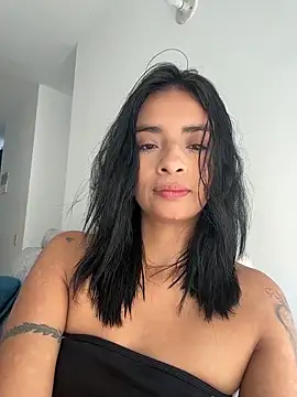 Laura_fernandezII Live Chatrum