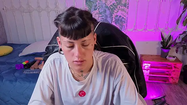 Czat XXX na żywo – _sharlotte777