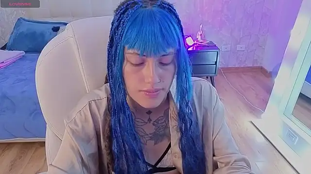 XXX chat uživo modela _sharlotte777