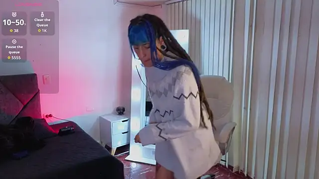 XXX chat uživo modela _sharlotte777