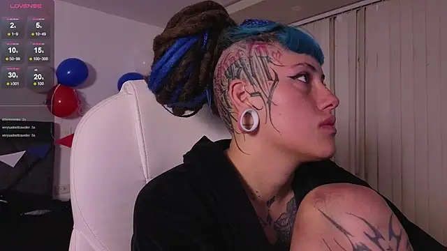 צ'אט XXX בשידור חי של _sharlotte777