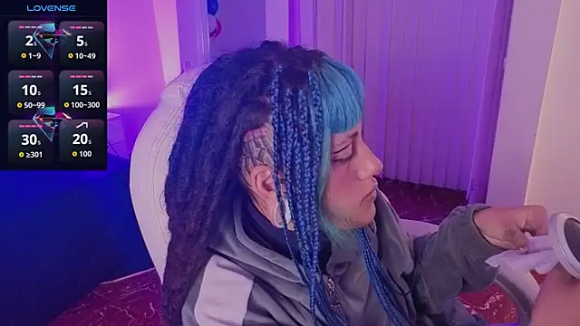 צ'אט XXX בשידור חי של _sharlotte777