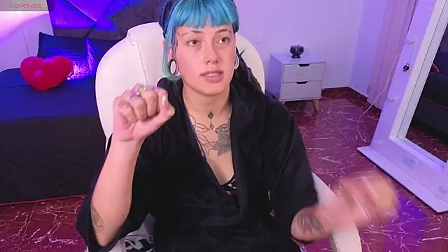_sharlotte777's Live XXX Chat