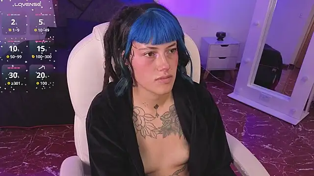 XXX chat uživo modela _sharlotte777