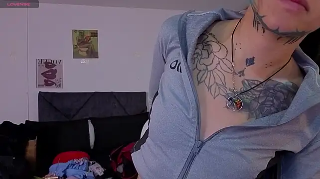 Chat XXX en directo de _sharlotte777