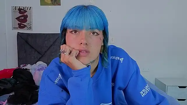 XXX chat uživo modela _sharlotte777