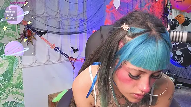 _sharlotte777's Live XXX Chat