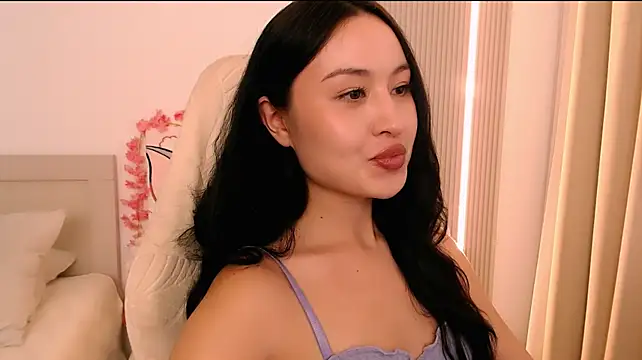 צ'אט XXX בשידור חי של Ann__Cute