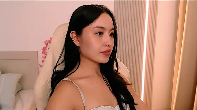 Ann__Cute Show in webcam