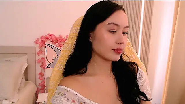 Ann__Cuten Webbikameraesitys