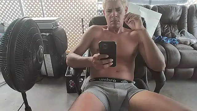 Show de cubano1082 na webcam
