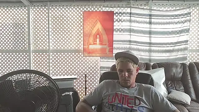 cubano1082 Show in webcam