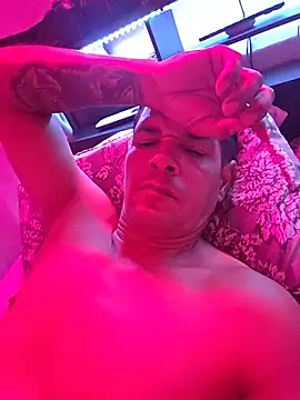 הופעת וובקאם של cubano1082