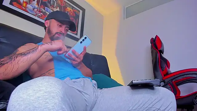 MAXIMUS_MASTER_ Show Webcam
