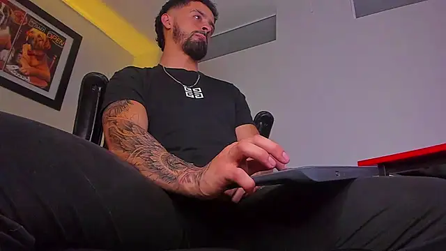 MAXIMUS_MASTER_ Adlı Modelin Web Kamerası Şovu