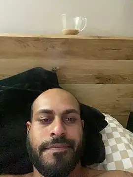 islandvybee55 webkamerás műsora