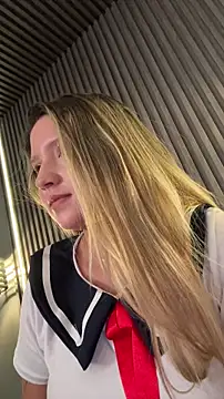 MiaPetit_ – Kamerová šou