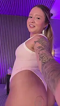 MiaPetit_: онлайн-чат