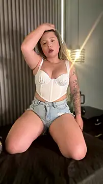 MiaPetit_'s Live XXX Chat