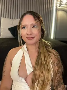 MiaPetit_ – Live XXX-chat