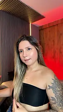 MiaPetit_ – Live XXX-chat