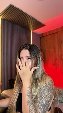 Živý XXX chat MiaPetit_
