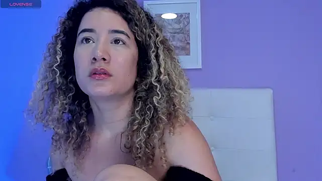 Živý XXX chat Charlotte11-11