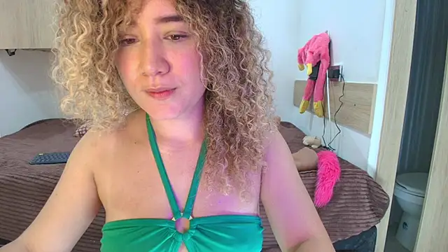 Charlotte11-11 Live XXX Chat